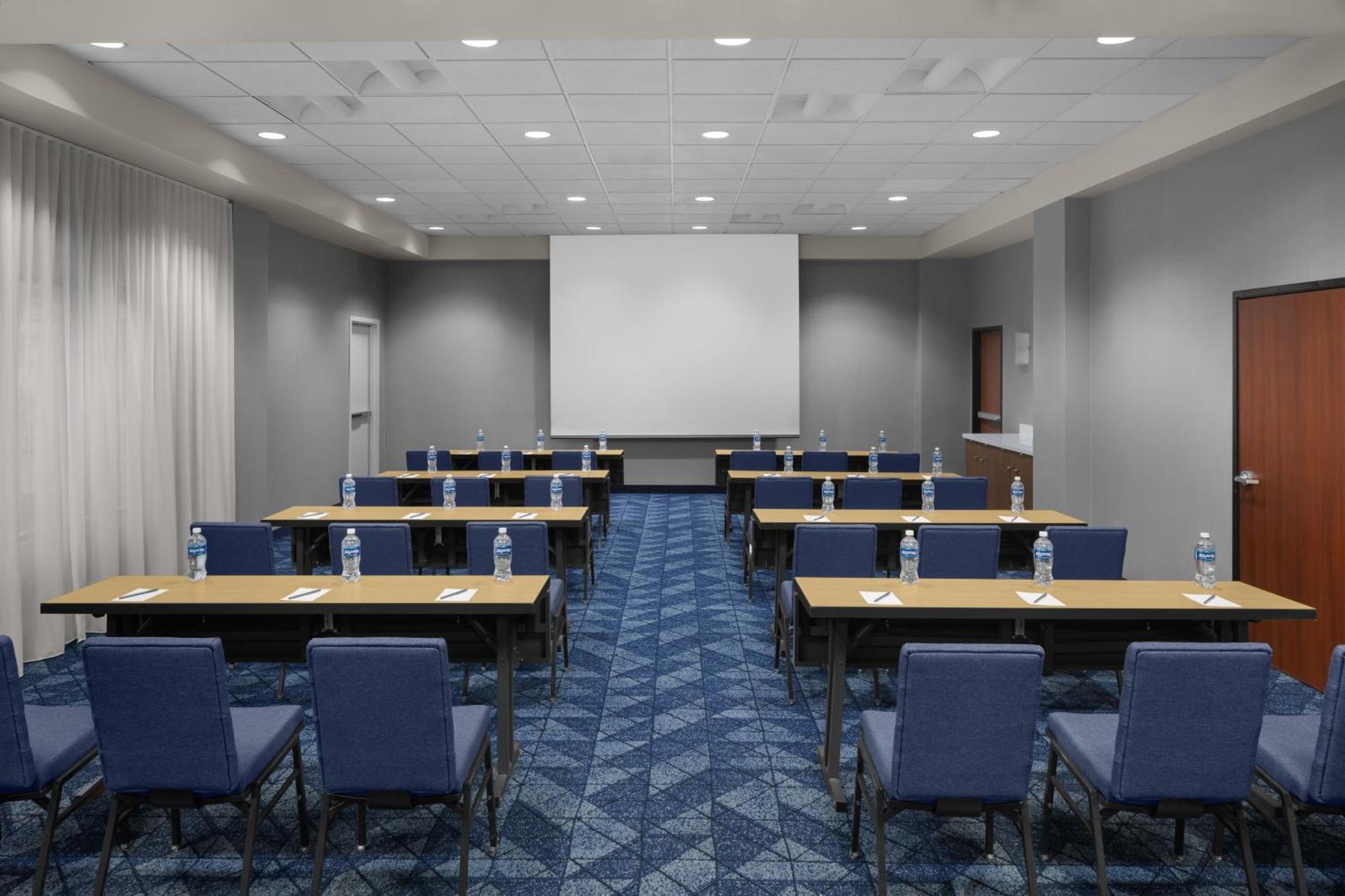 Courtyard By Marriott Salt Lake City Sandy Exterior photo