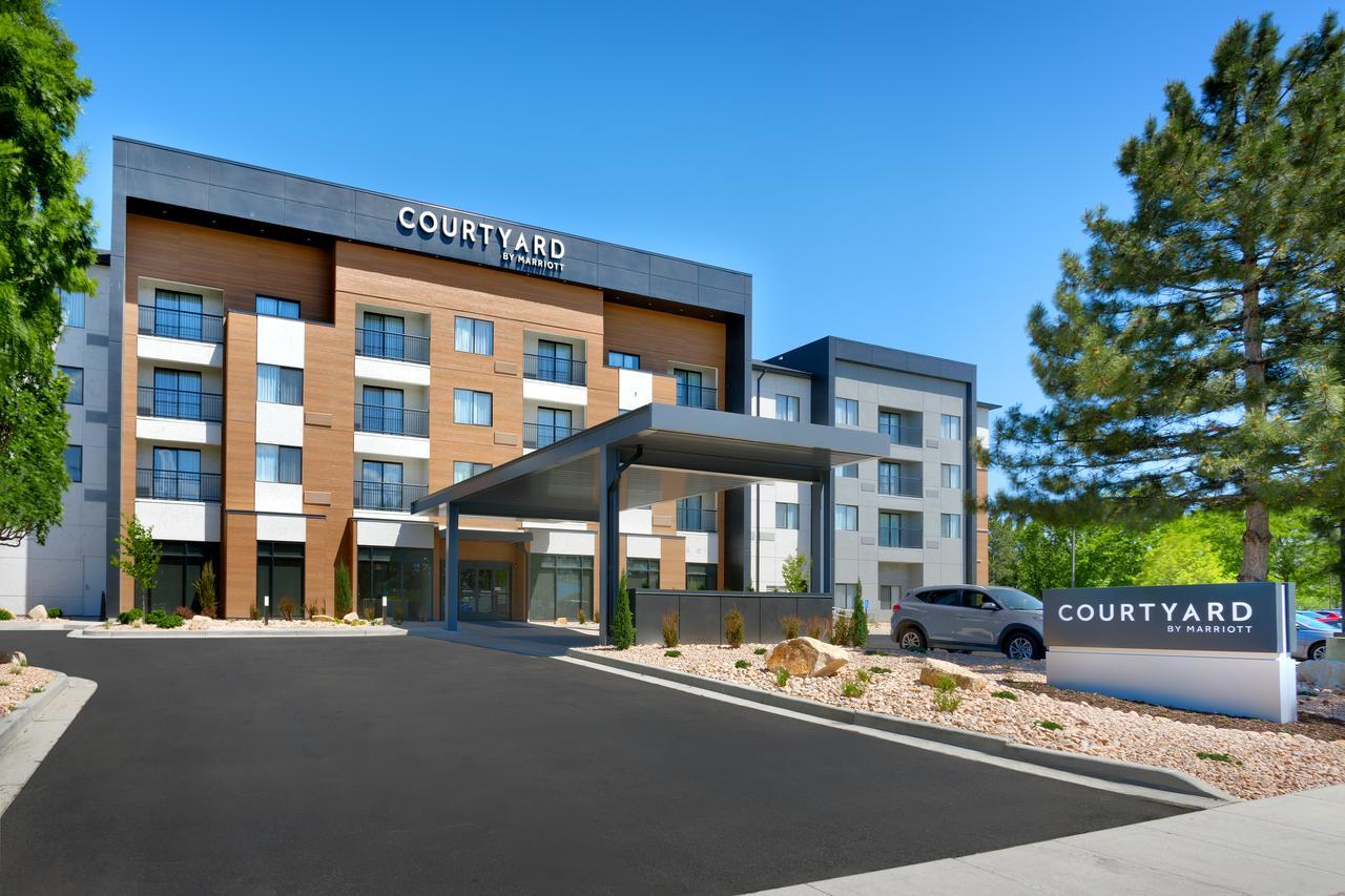 Courtyard By Marriott Salt Lake City Sandy Hotel Exterior photo